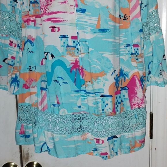 Crown & Ivy ocean beachy 3/4 Sleeve Crochet Peasant Top  Sz 1X - Picture 2 of 6